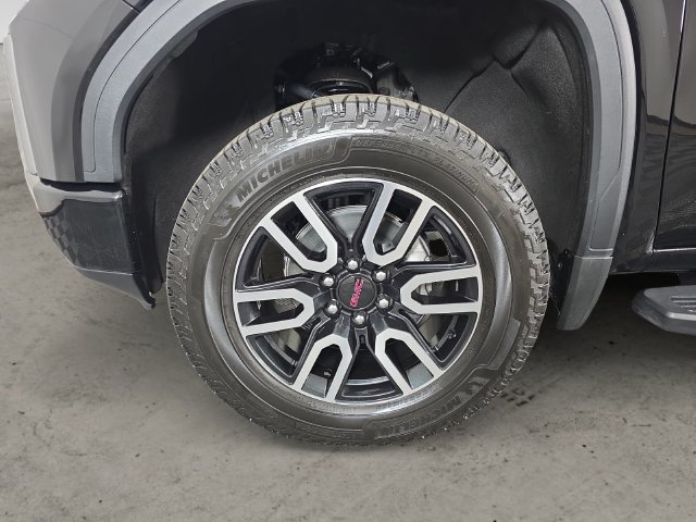 Used 2019 GMC Sierra 1500 AT4 w/ AT4 Premium Package AWD/4WD image 8