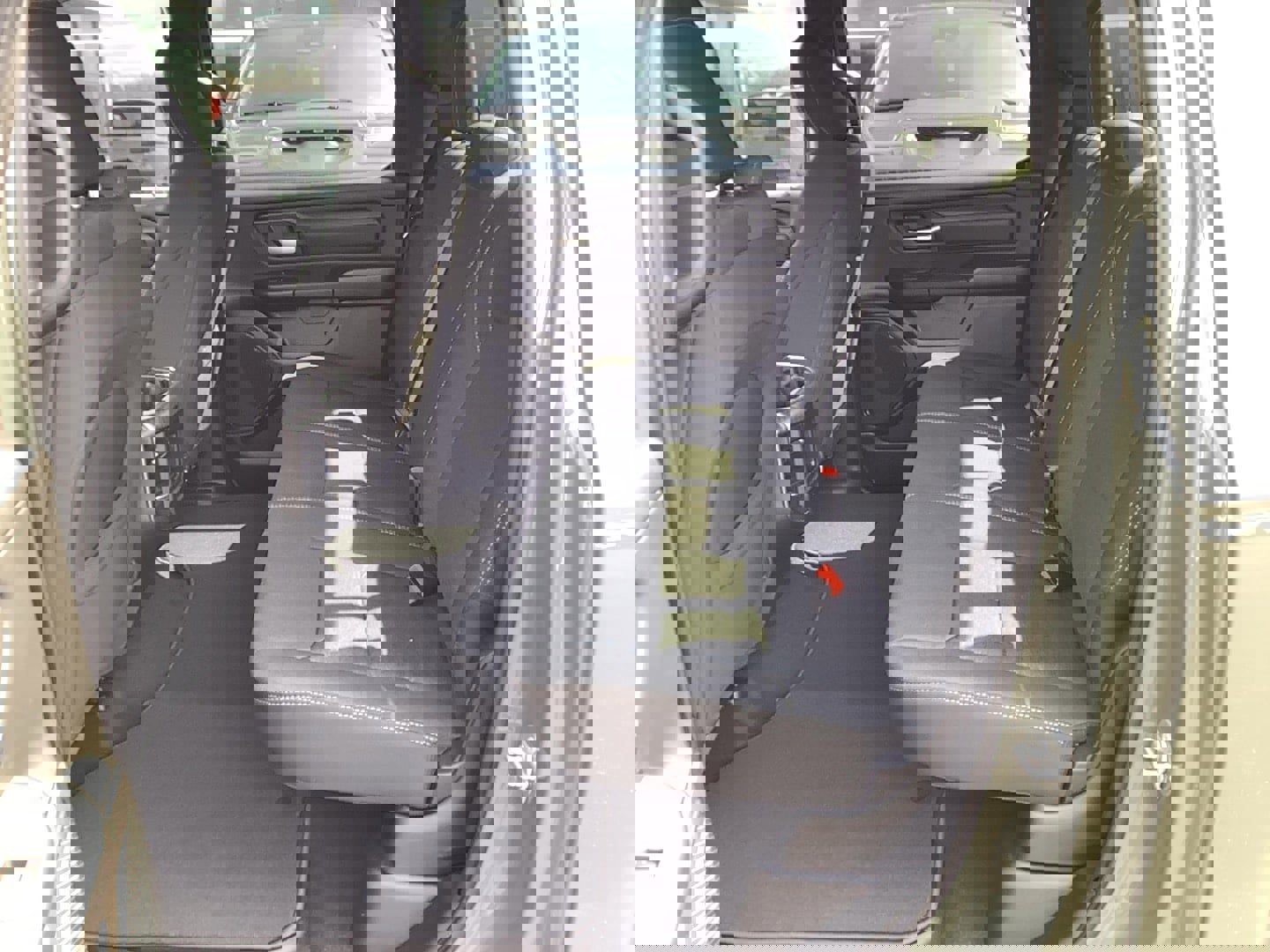 New 2026 RAM 1500 Express image 8