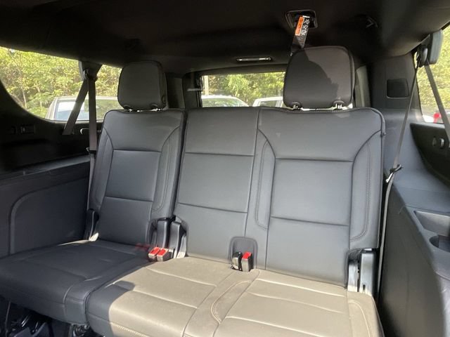 New 2026 Chevrolet Suburban High Country w/ Sun And Tow Package AWD/4WD image 24