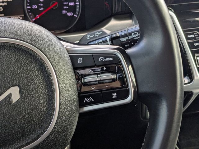 Used 2022 Kia Sorento SX image 25