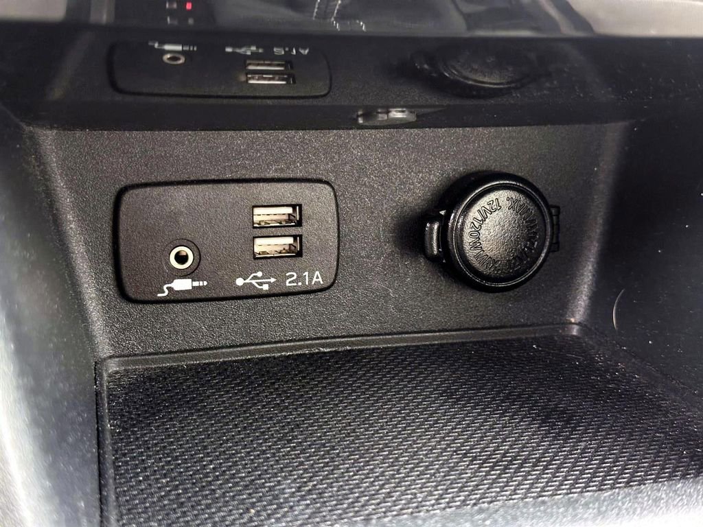 Used 2022 Subaru Forester Limited image 26