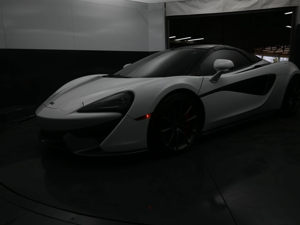 Used 2019 McLaren 570S Spider image 35