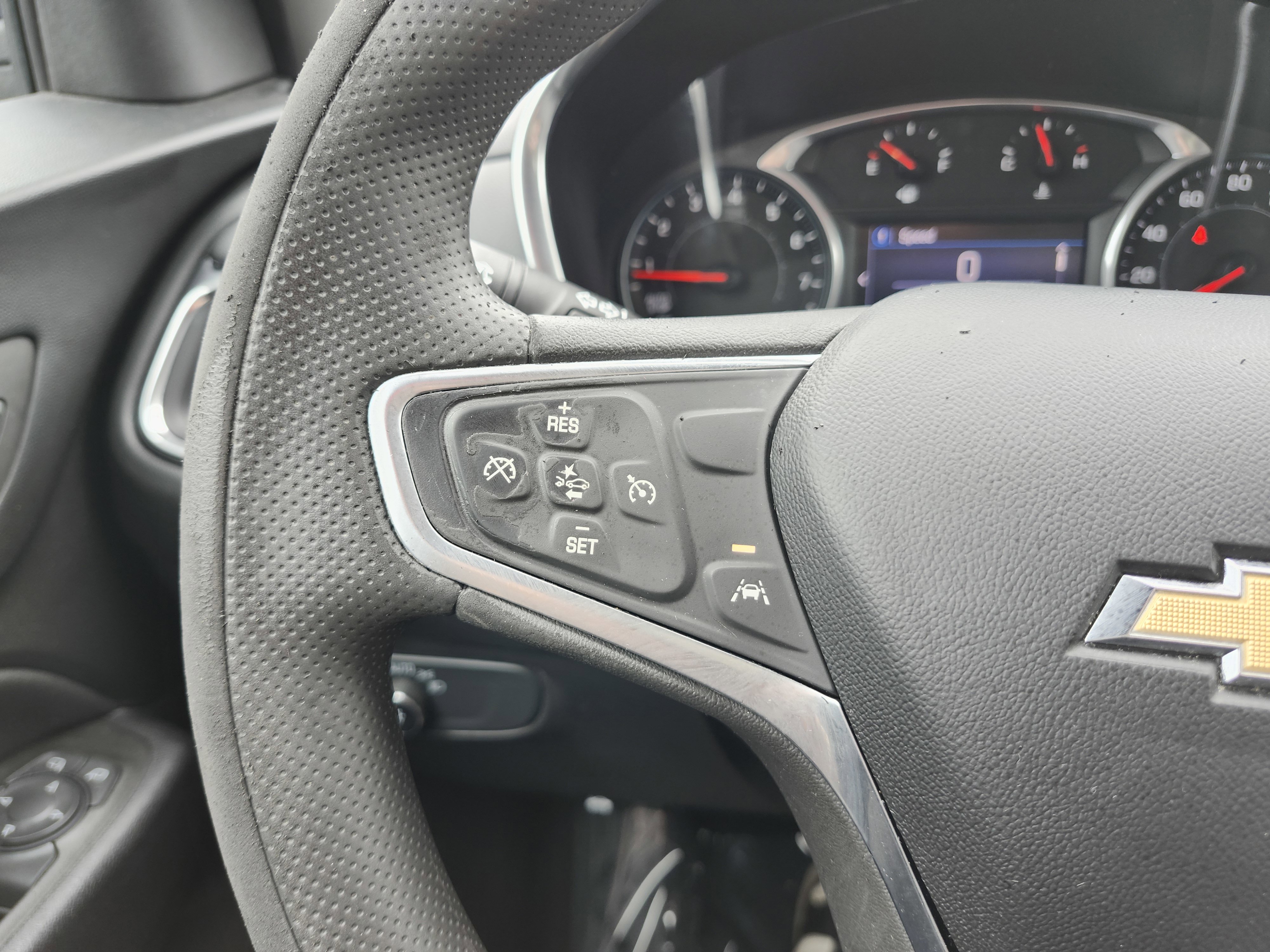 Used 2022 Chevrolet Equinox LT FWD image 33