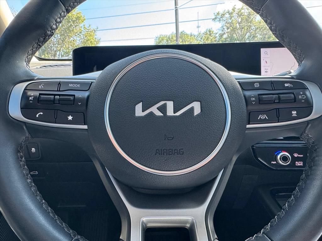 Used 2025 Kia K5 EX FWD image 18