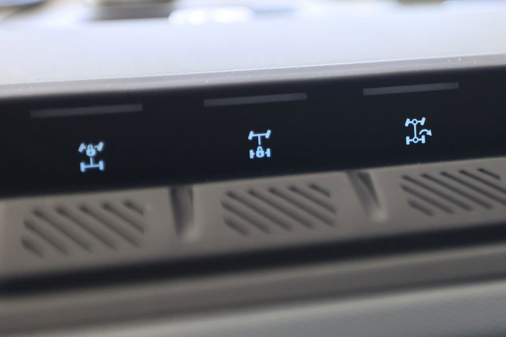 Used 2025 Ford Bronco Heritage Edition image 32