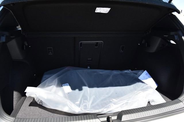 New 2026 Volkswagen GTI SE FWD image 25