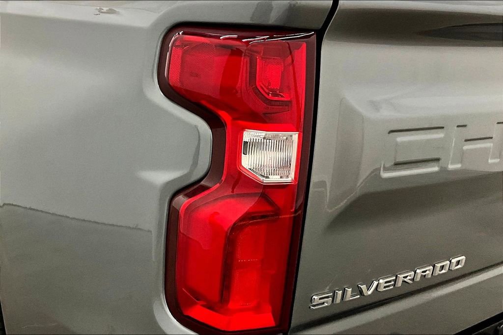 Used 2021 Chevrolet Silverado 1500 LTZ w/ Technology Package image 24