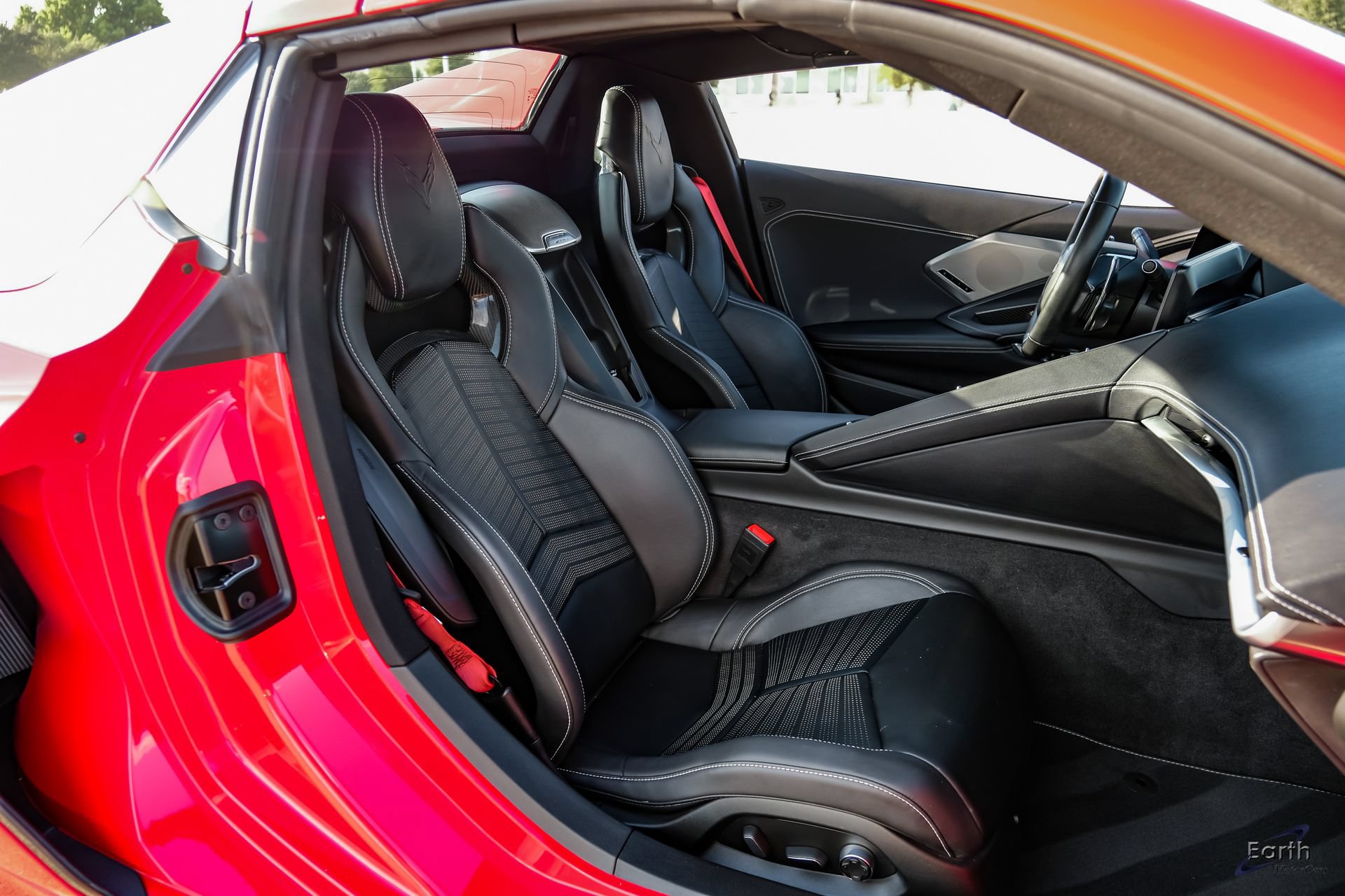 Used 2024 Chevrolet Corvette Z06 w/ Z07 Performance Package RWD image 46