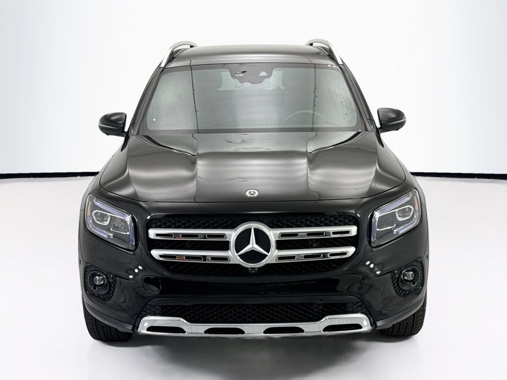 Used 2023 Mercedes-Benz GLB 250 image 2