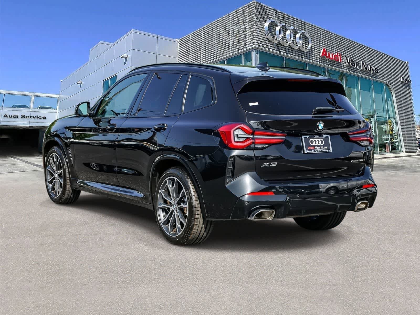 Used 2022 BMW X3 xDrive30i w/ M Sport Package 2 AWD/4WD image 2