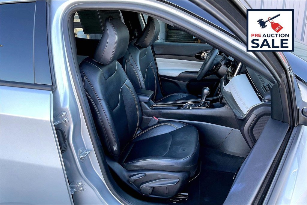 Used 2025 Jeep Compass Limited AWD/4WD image 7