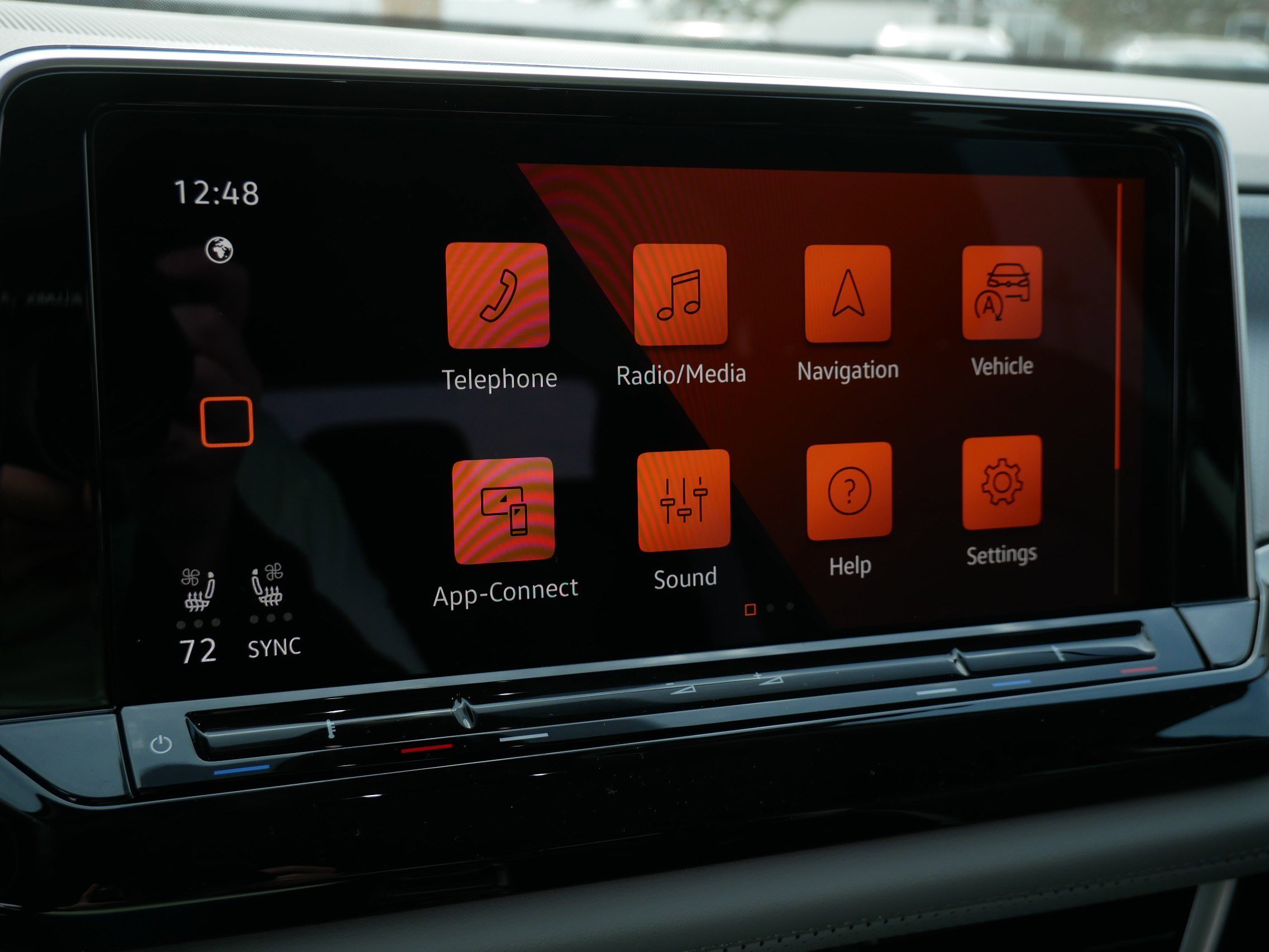 New 2026 Volkswagen Atlas Peak Edition image 8