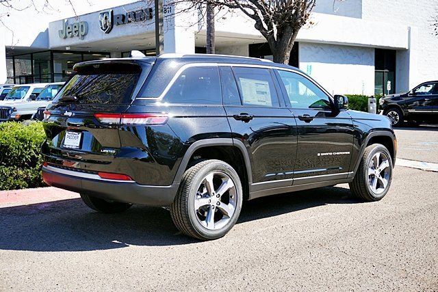 New 2026 Jeep Grand Cherokee Limited w/ Luxury Tech Group II image 9