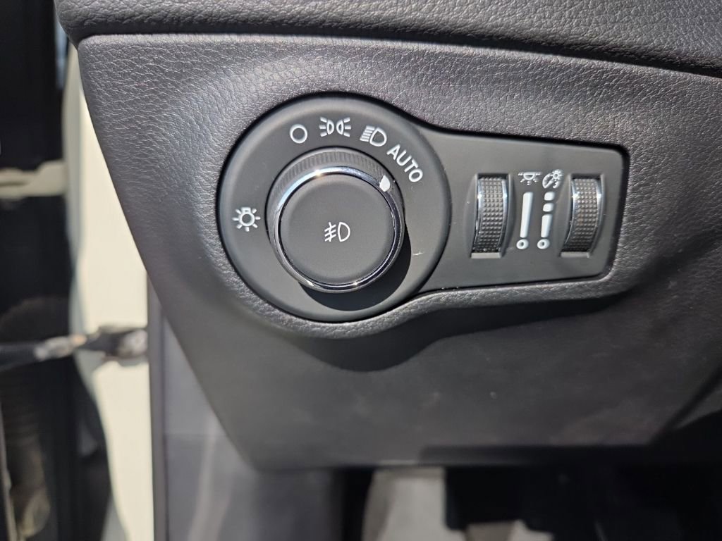 Used 2019 Jeep Compass Limited AWD/4WD image 34