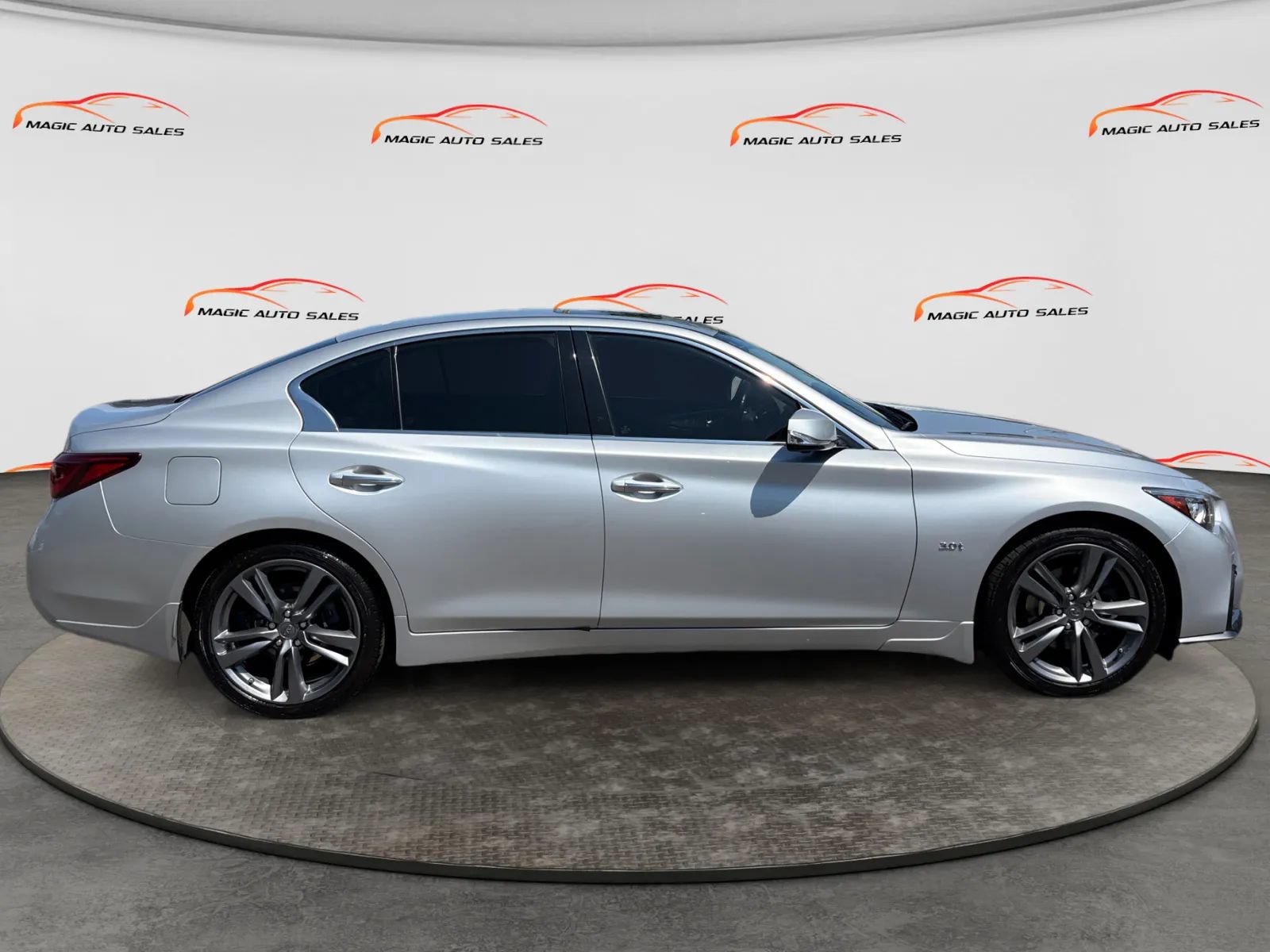 Used 2019 INFINITI Q50 Signature Edition AWD/4WD image 6