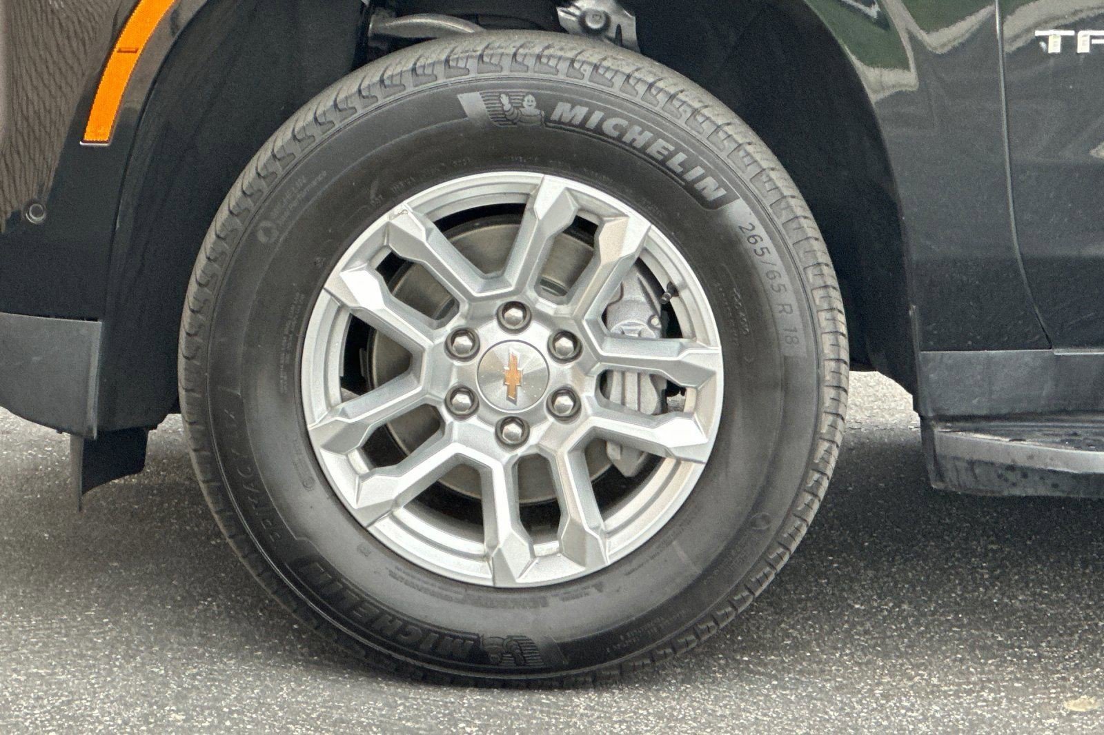 Used 2025 Chevrolet Tahoe LT RWD image 29