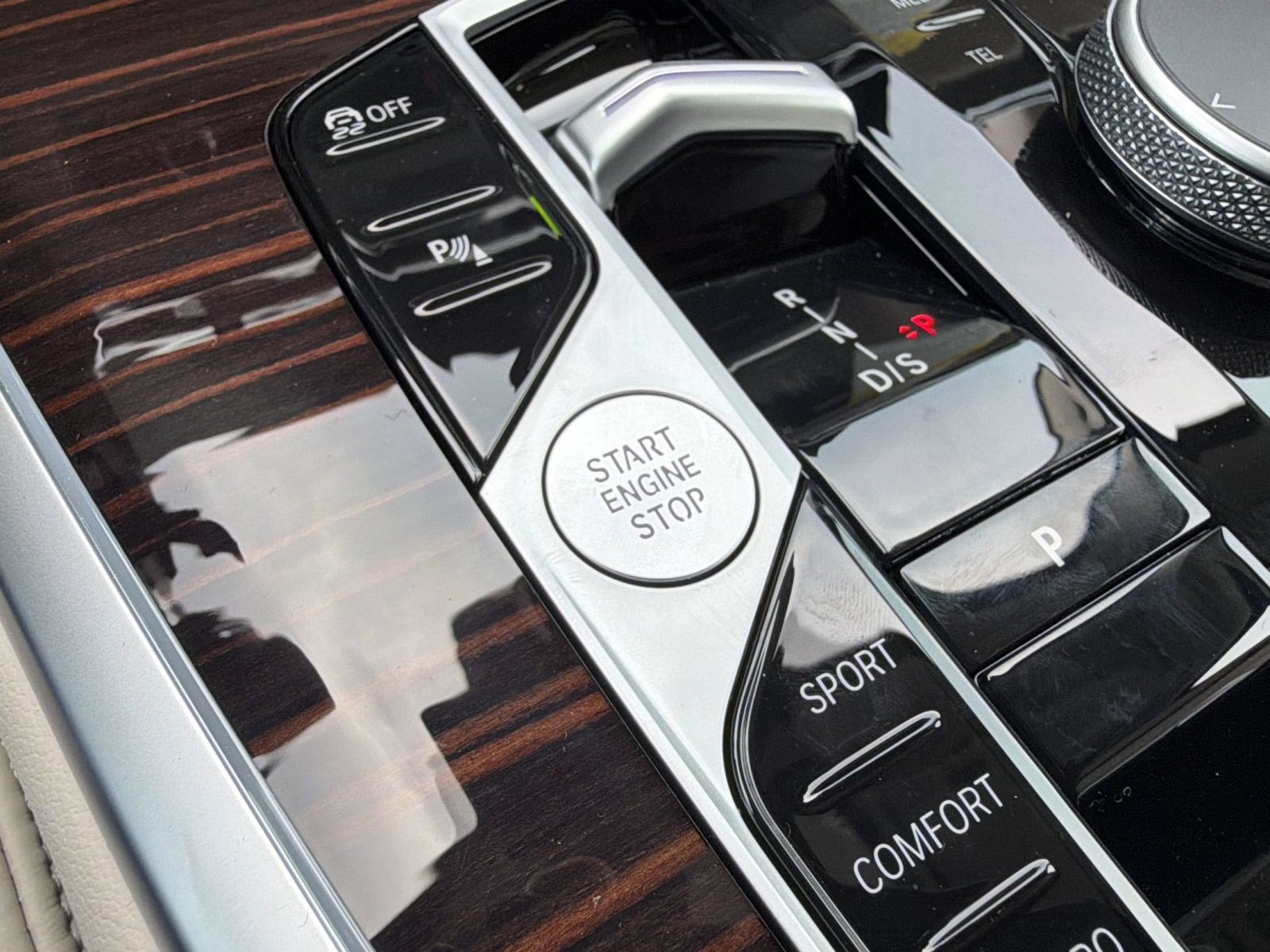 New 2027 BMW X7 xDrive40i AWD/4WD image 16