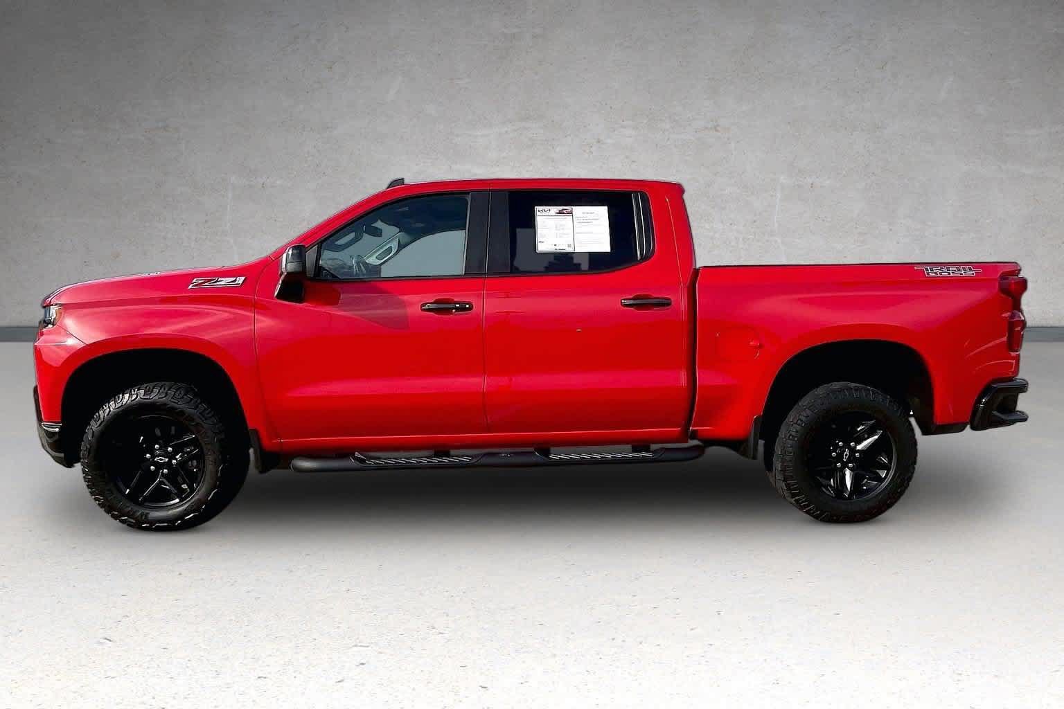Used 2021 Chevrolet Silverado 1500 LT Trail Boss w/ Convenience Package II AWD/4WD image 3
