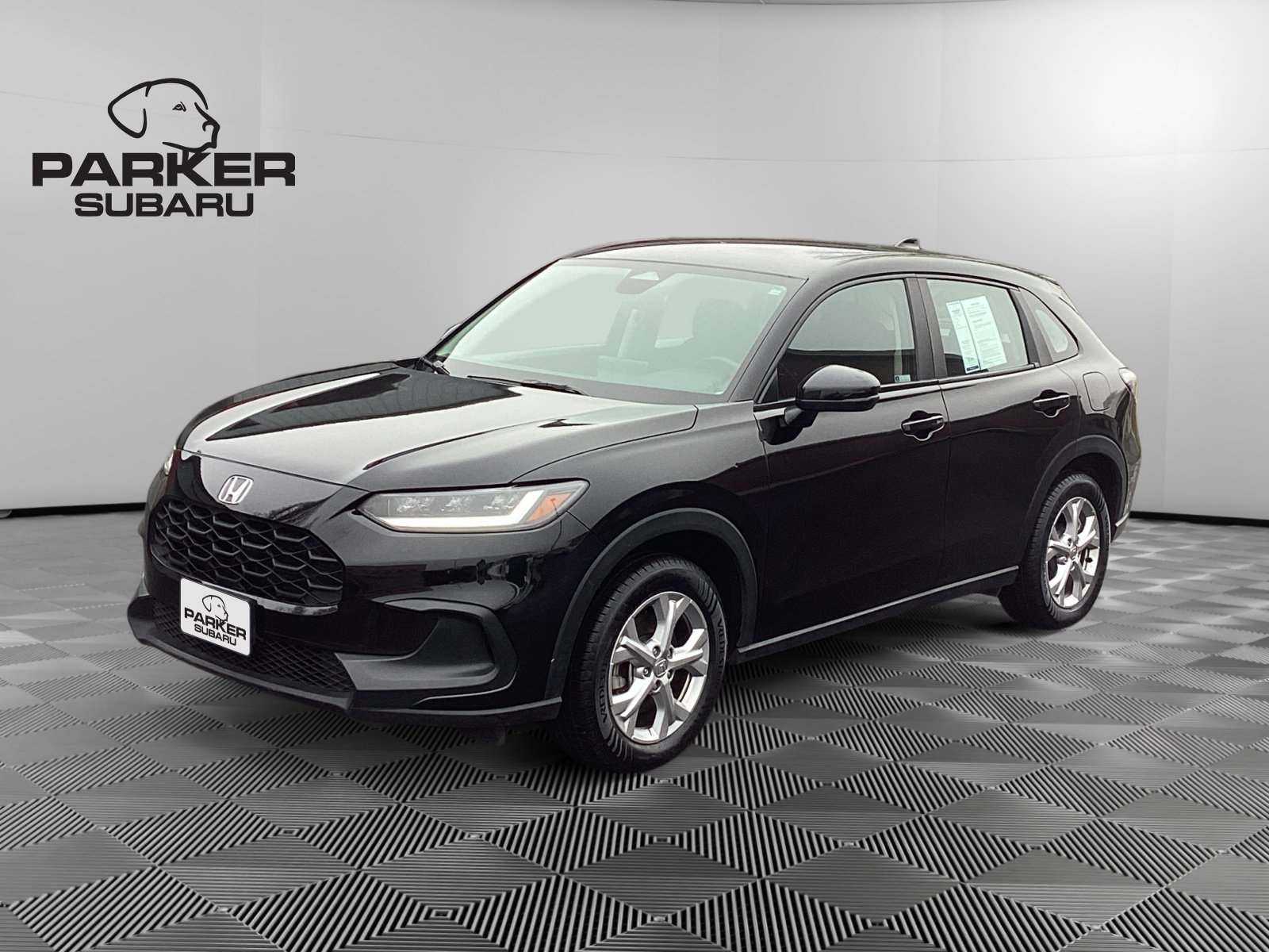 Used 2023 Honda HR-V LX image 1