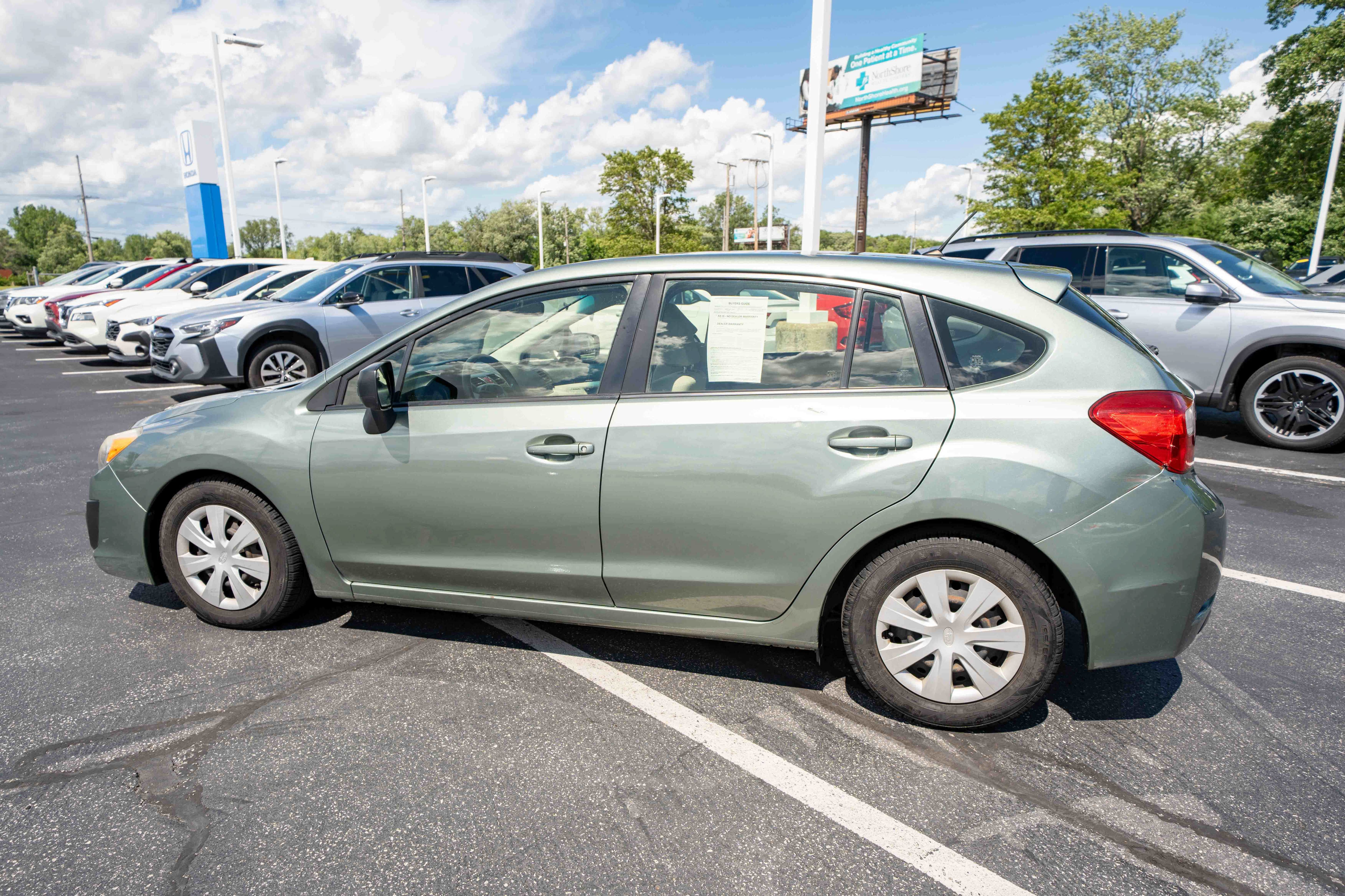 Used 2014 Subaru Impreza 2.0i AWD/4WD image 4