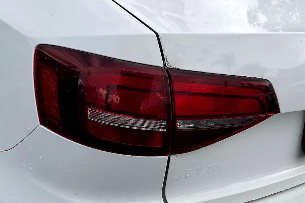 Used 2018 Volkswagen Jetta S FWD image 30