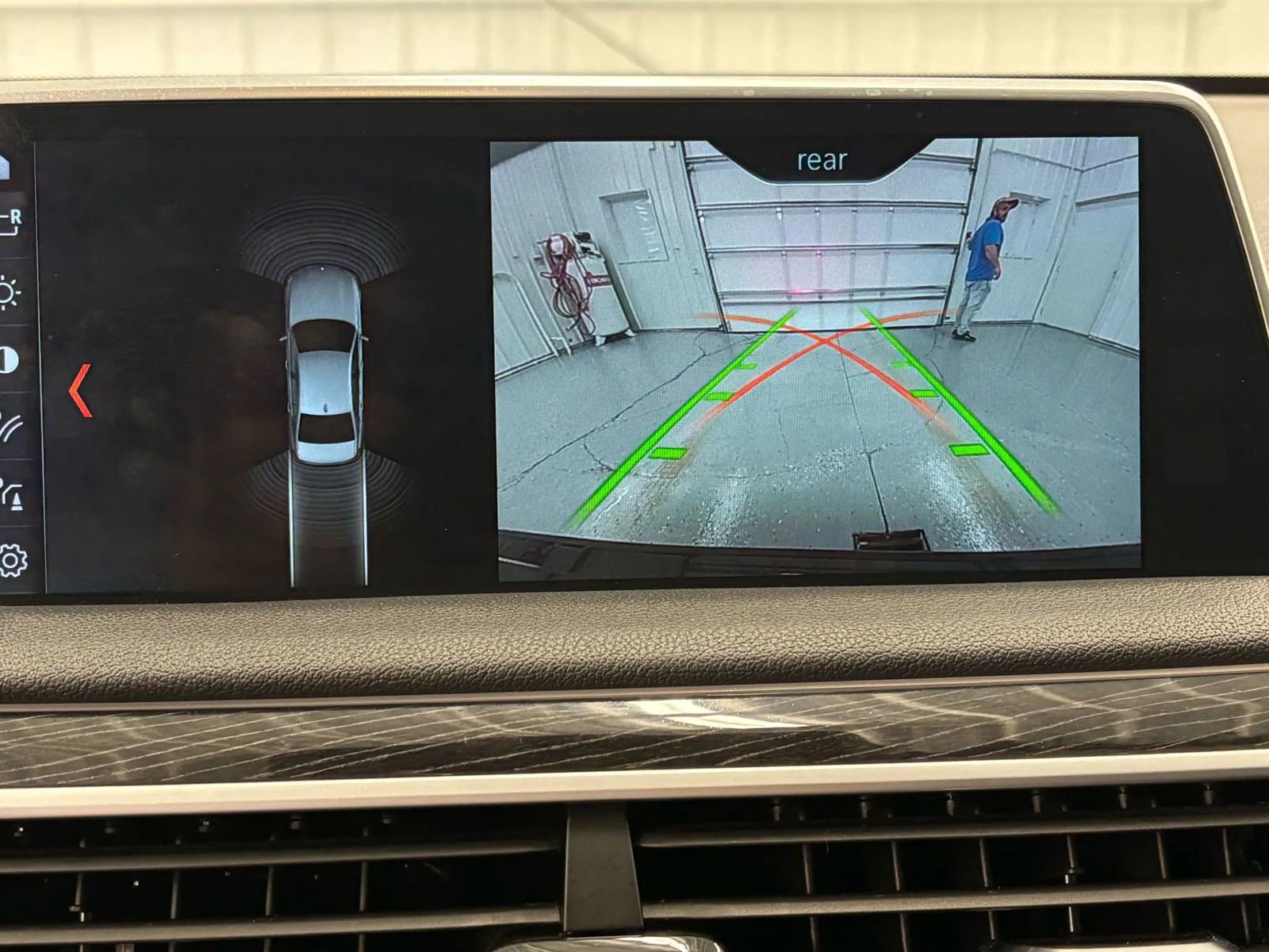 Used 2018 BMW 750i xDrive image 44