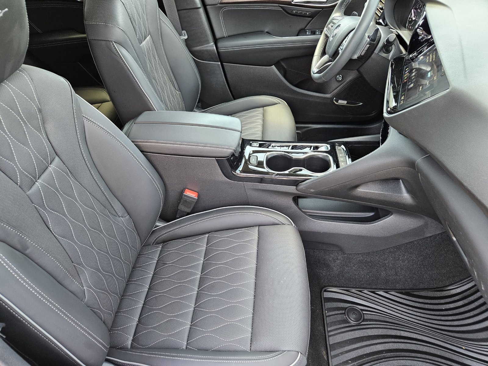Used 2023 Buick Envision Avenir FWD image 18