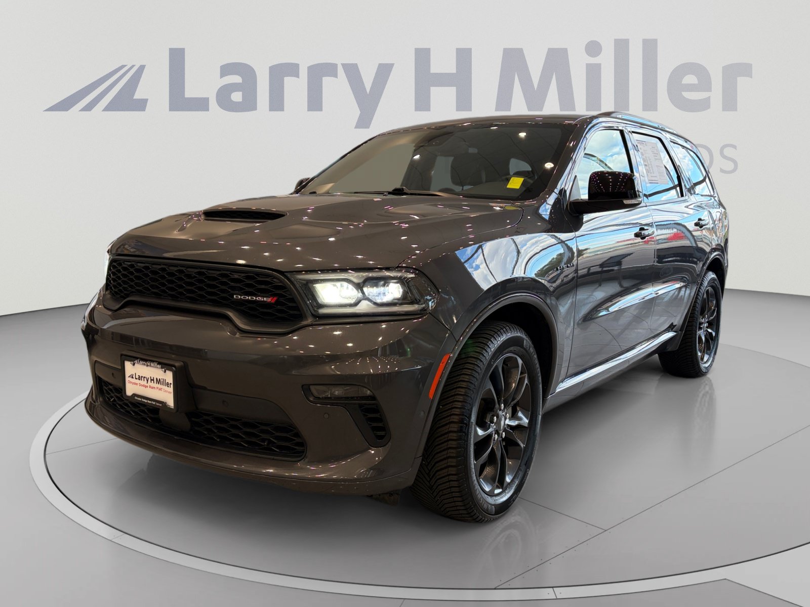 Used 2023 Dodge Durango R/T w/ Blacktop Package AWD/4WD image 1
