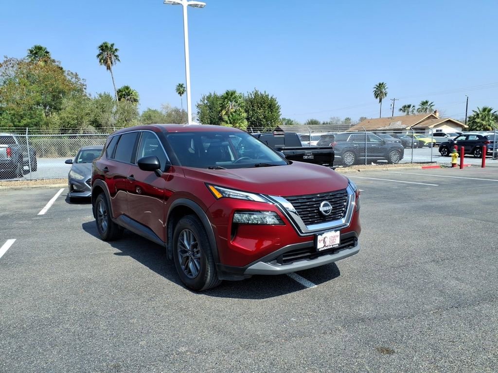 Used 2023 Nissan Rogue S image 7