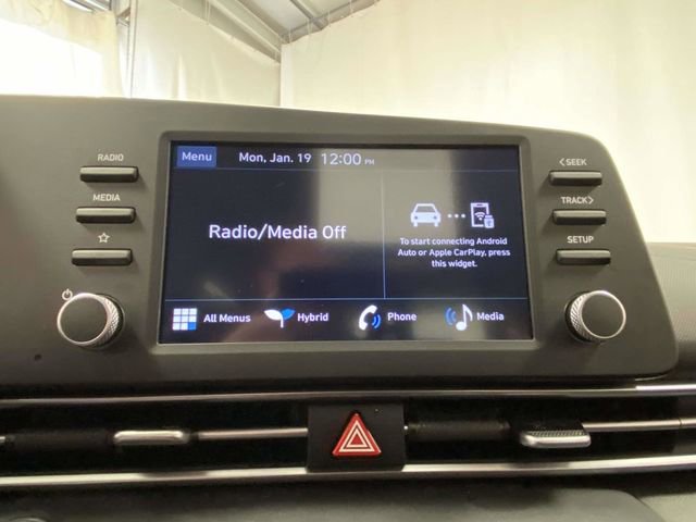 Certified 2025 Hyundai Elantra Blue image 15