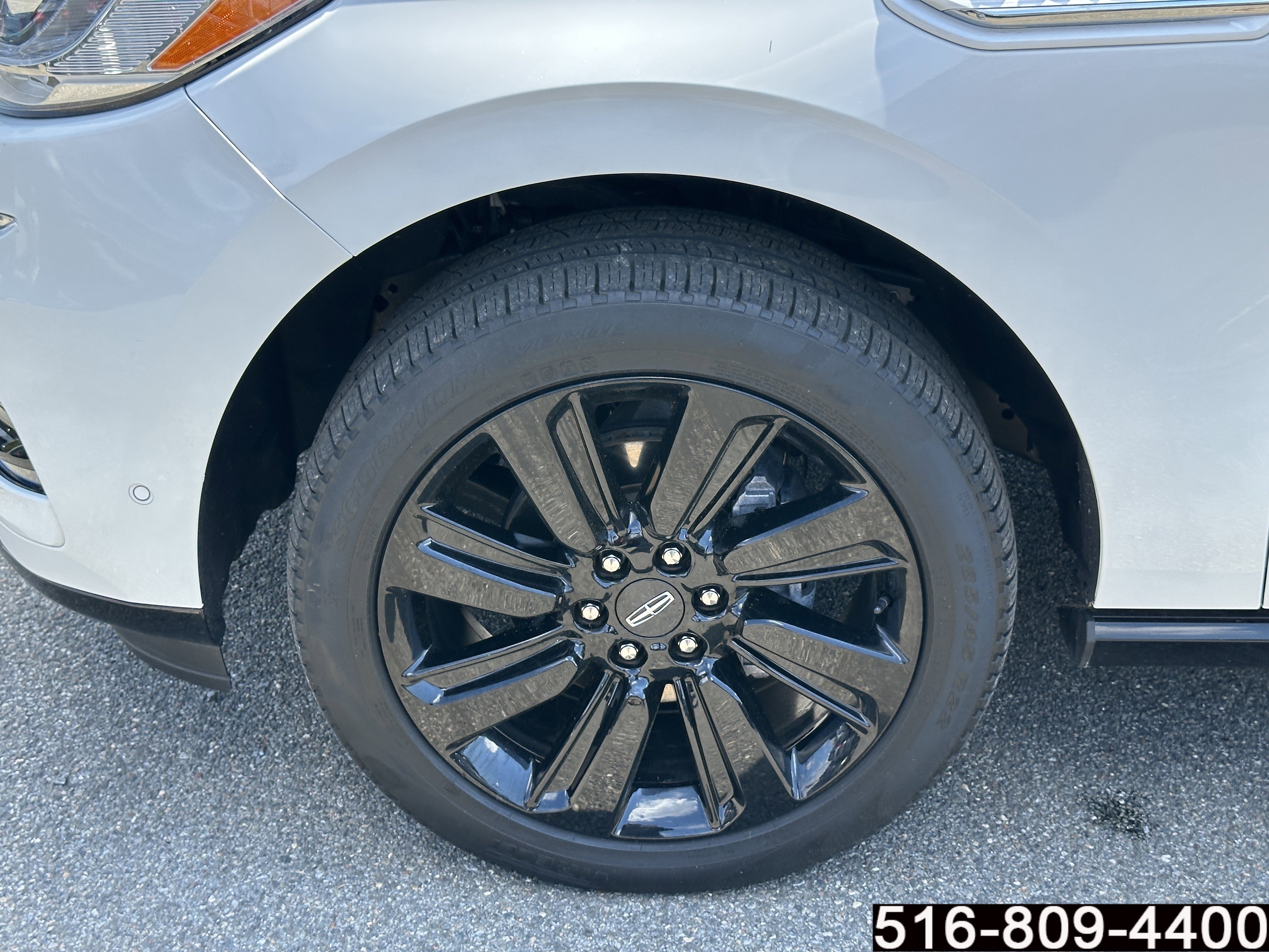 Used 2024 Lincoln Navigator Reserve AWD/4WD image 11
