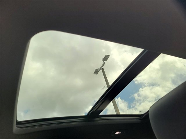 Used 2025 Chevrolet Blazer RS w/ Enhanced Convenience Package image 28