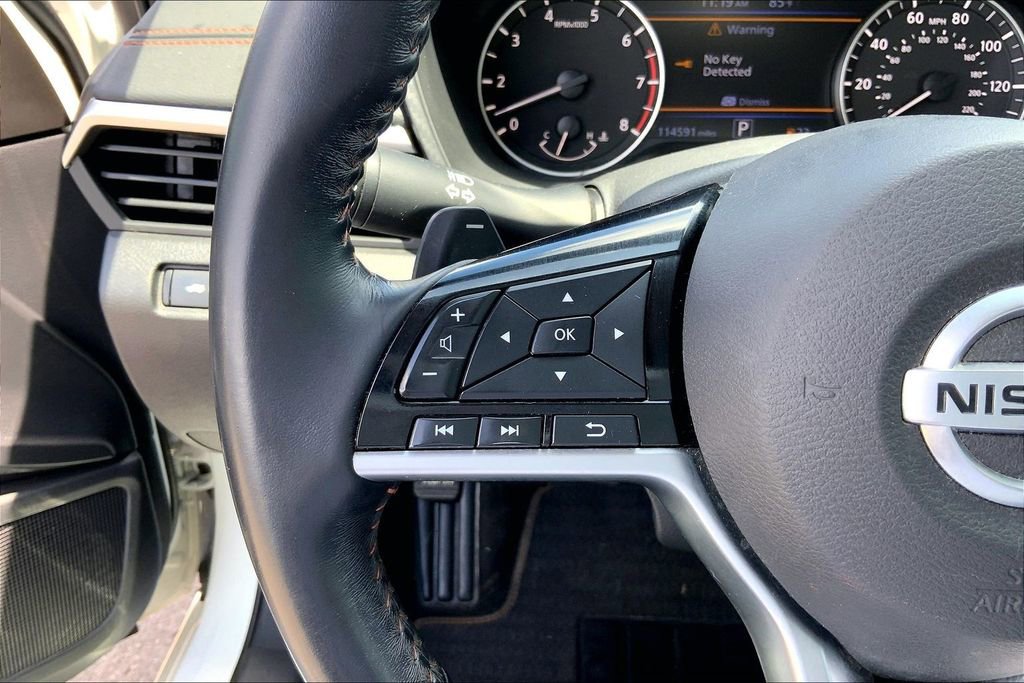 Used 2019 Nissan Altima 2.5 SR FWD image 10