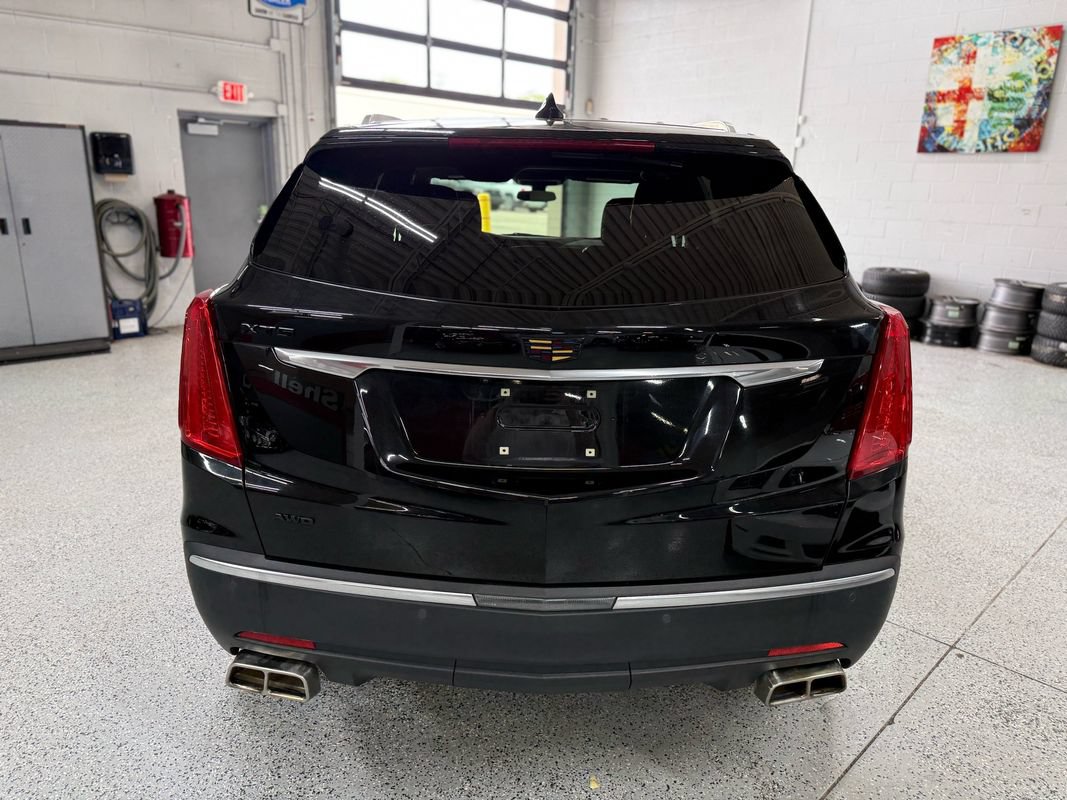 Used 2018 Cadillac XT5 AWD image 4