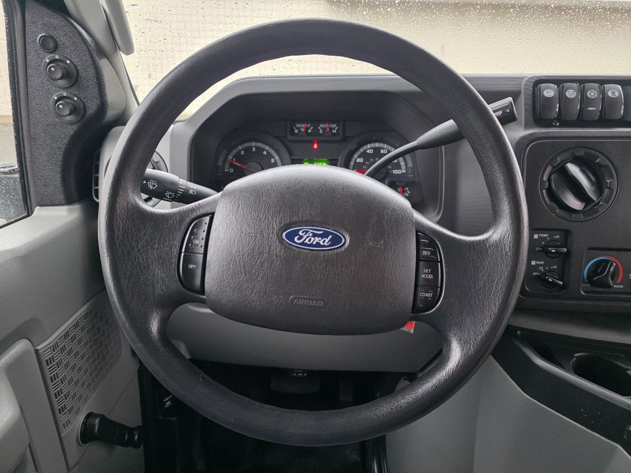 Used 2018 Ford E-450 and Econoline 450 Super Duty w/ Shuttle Bus Prep Package RWD image 29