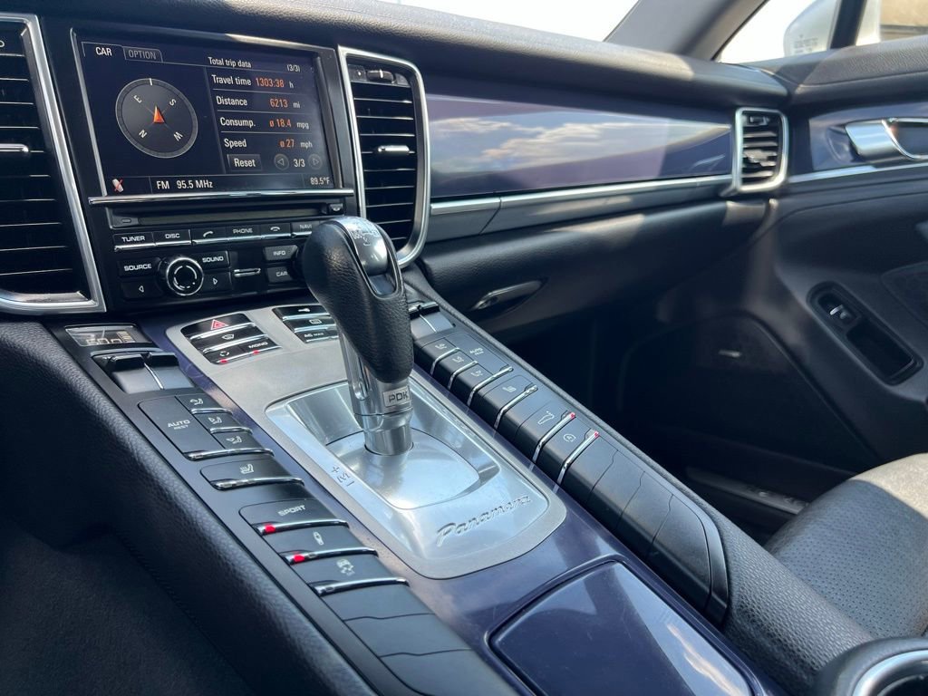 Used 2010 Porsche Panamera S image 43