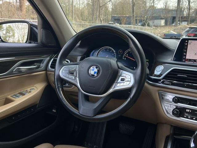 Used 2019 BMW 740i w/ Executive Package image 18