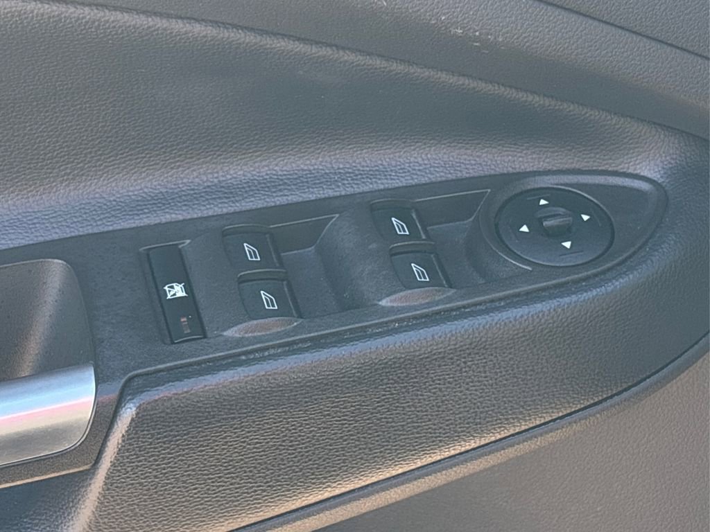 Used 2018 Ford Escape SE w/ SE Sync 3 Package image 30