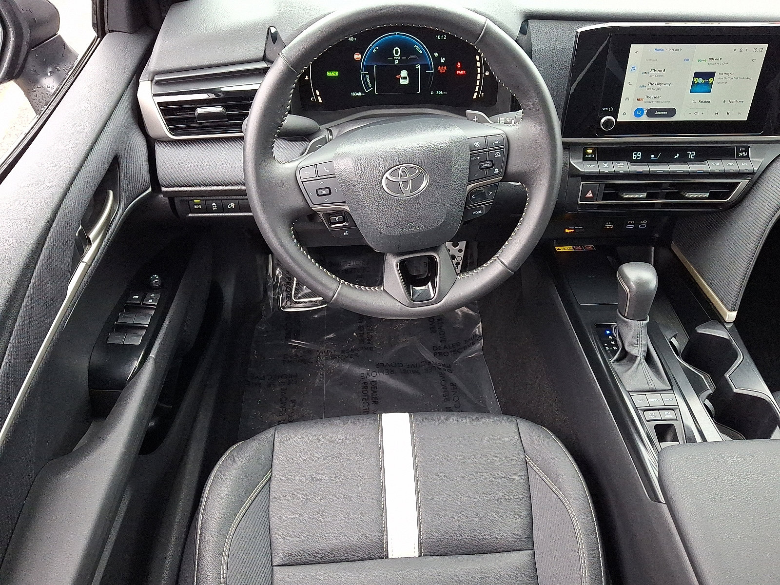 Used 2025 Toyota Camry SE image 12