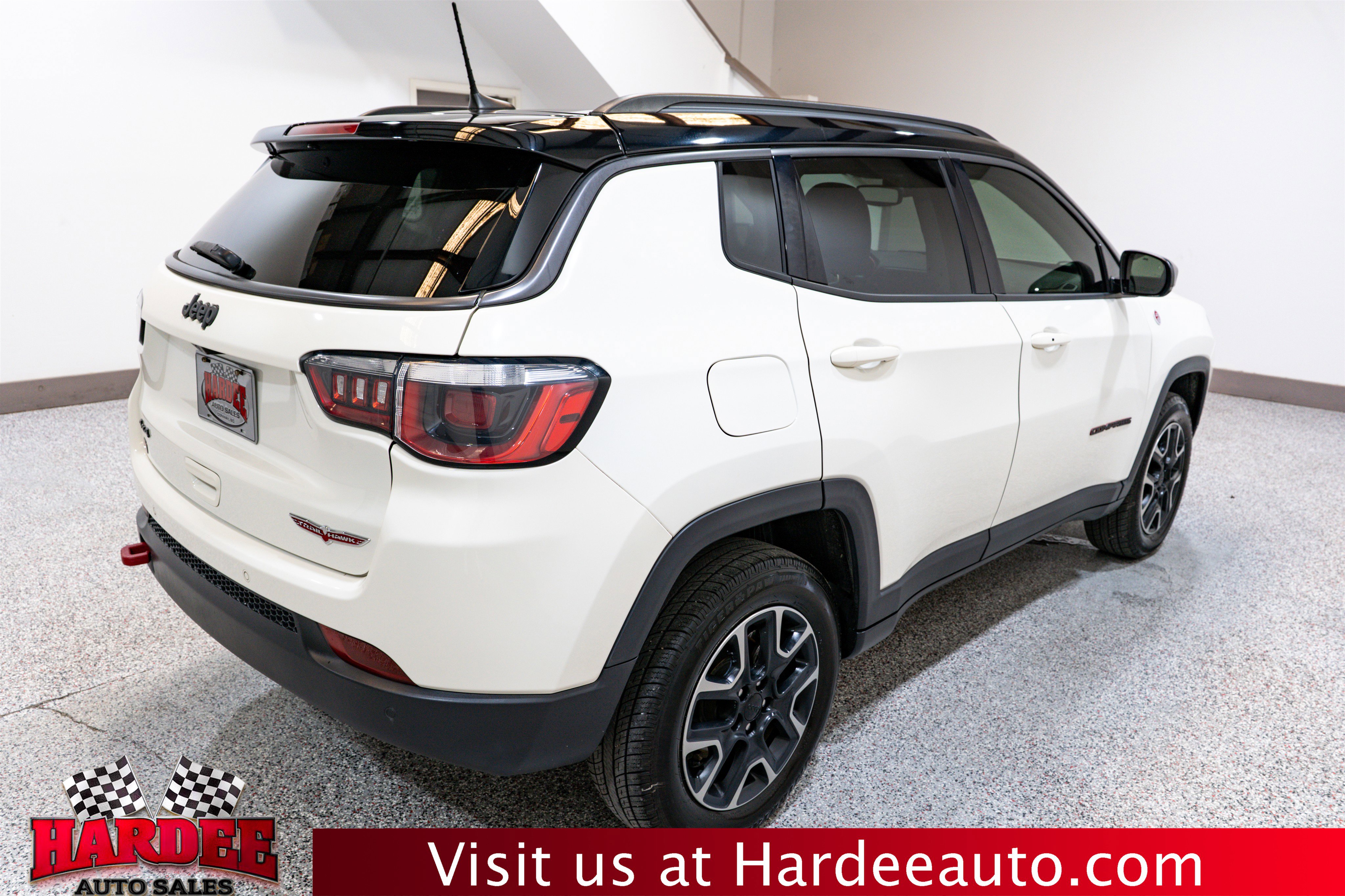 Used 2019 Jeep Compass Trailhawk w/ Cold Weather Group image 5