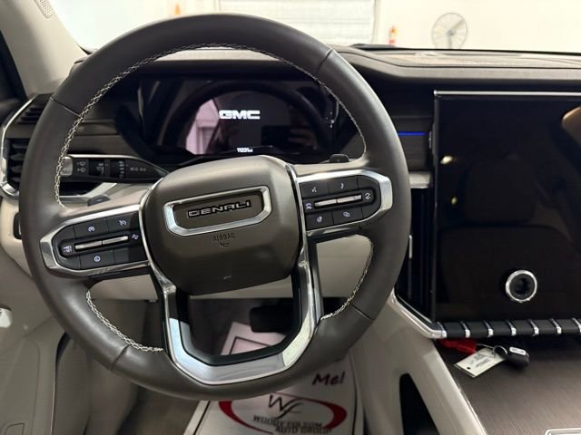 Used 2024 GMC Acadia Denali image 19