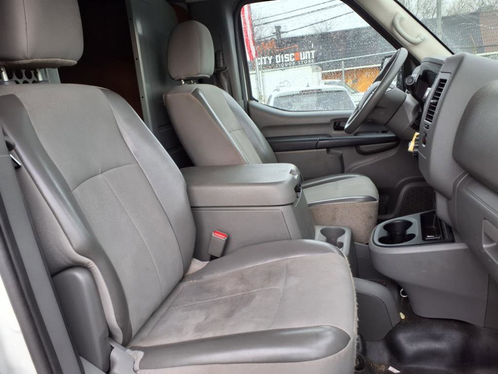 Used 2016 Nissan NV 3500 SV image 10