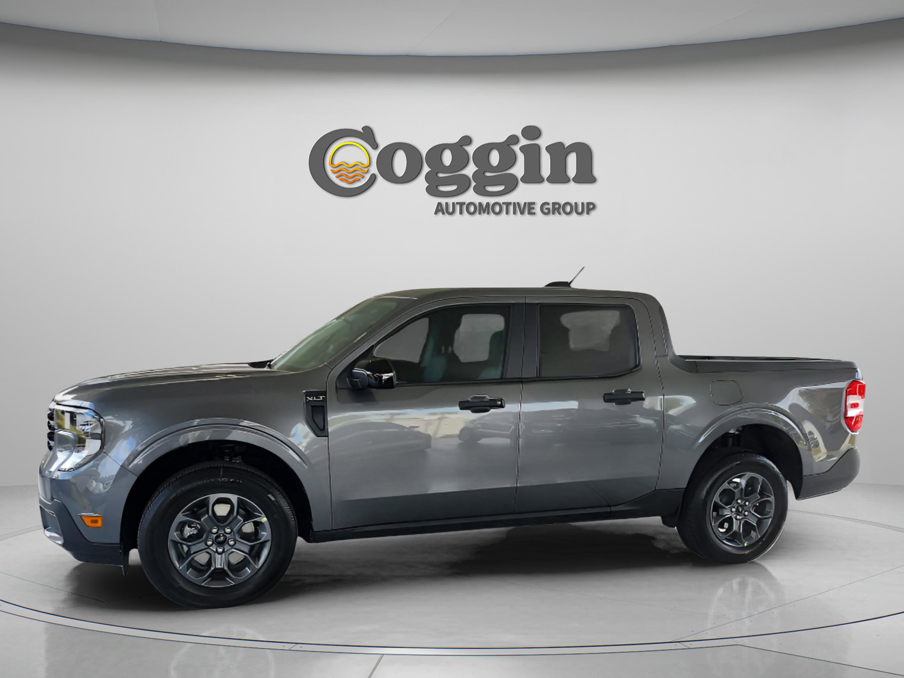 New 2026 Ford Maverick XLT w/ Equipment Group 301A