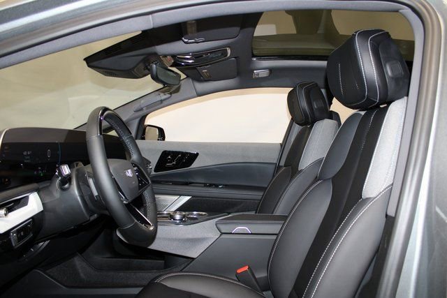 New 2026 Cadillac Optiq Luxury 1 AWD/4WD image 4