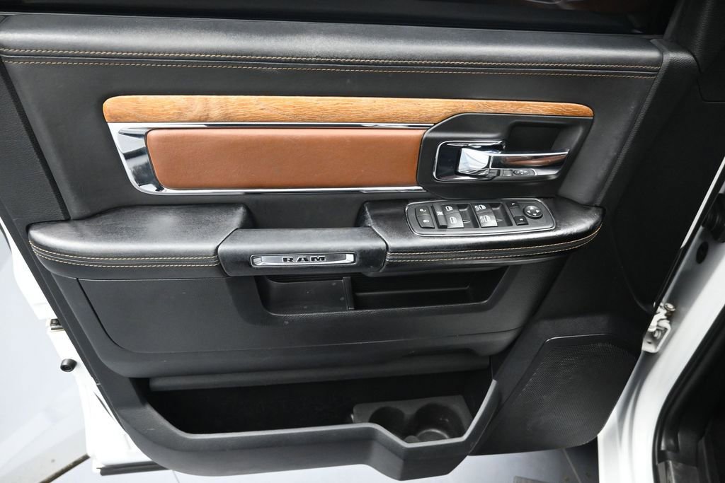 Used 2015 RAM 3500 Laramie Longhorn AWD/4WD image 26