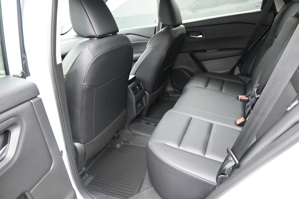 New 2026 Nissan Rogue Dark Armor AWD/4WD image 20