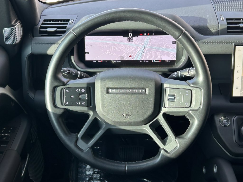 Used 2024 Land Rover Defender 130 X-Dynamic SE AWD/4WD image 43