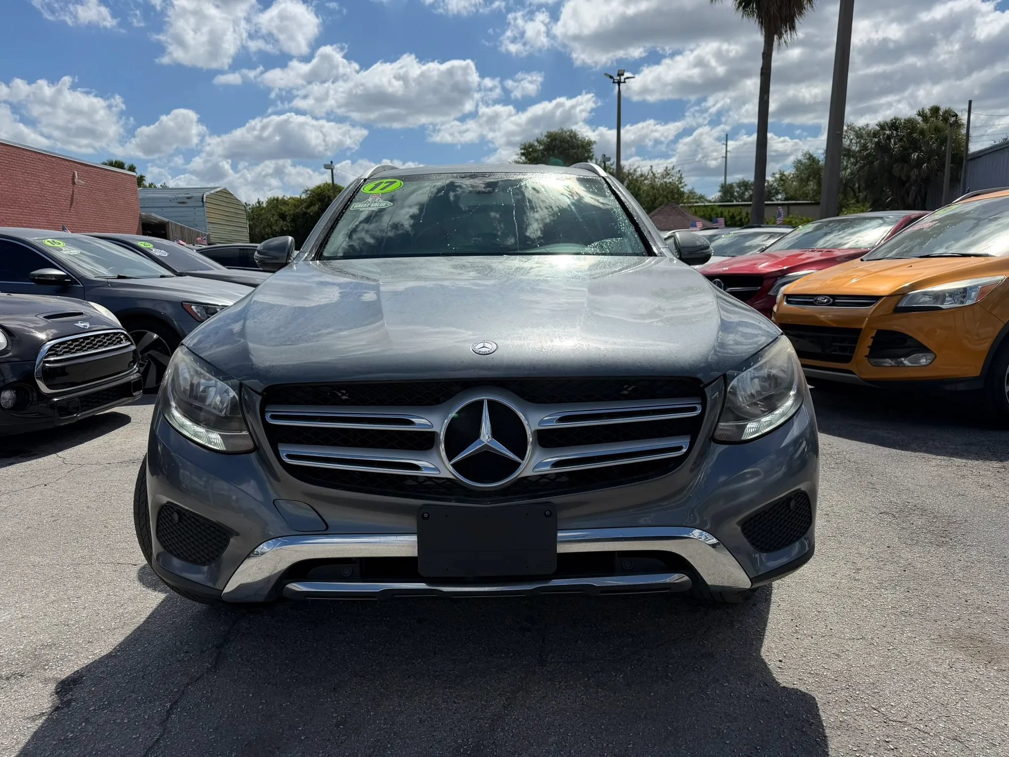 Used 2017 Mercedes-Benz GLC 300 4MATIC image 2