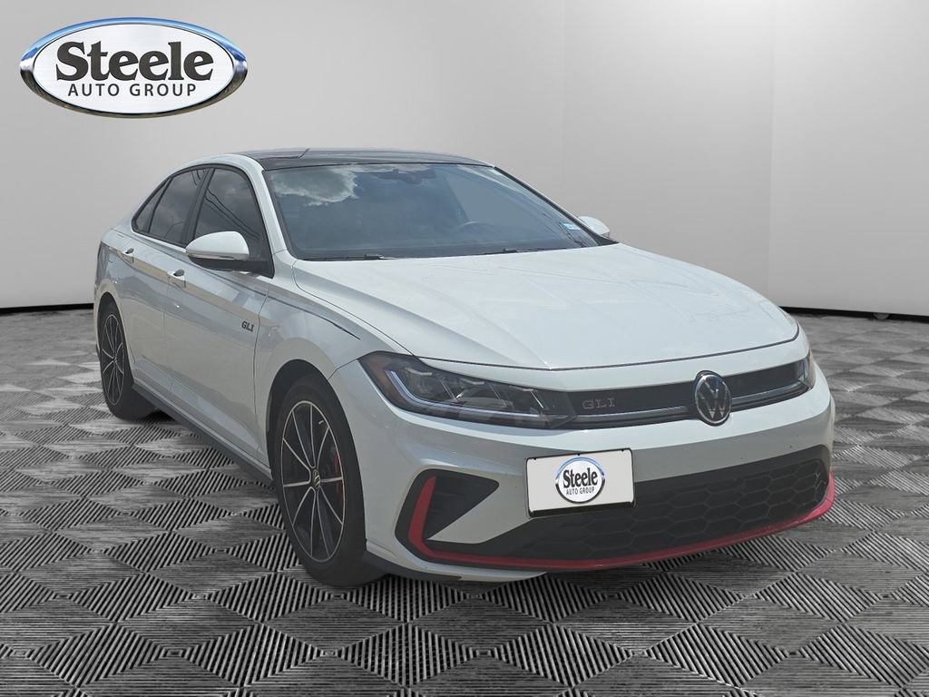 Used 2025 Volkswagen Jetta GLI Autobahn FWD image 5