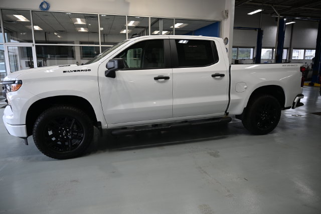New 2026 Chevrolet Silverado 1500 Custom AWD/4WD image 9